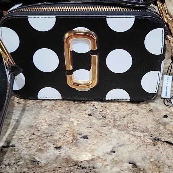 Marc Jacobs Black and White Dot Small Snapshot Camera Bag - Picture 2 of 8